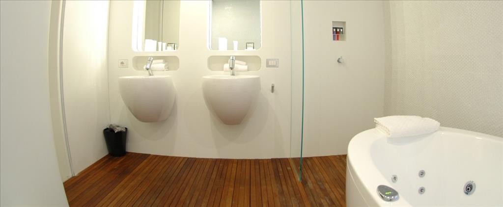 Hotel Duomo & NOmi Club - Bagno