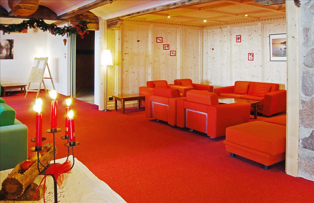 Hotel Eurotel Cermis - Salotto