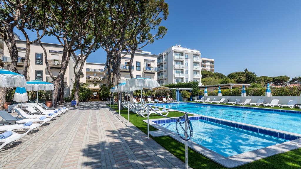 Hotel Excelsior - Piscina