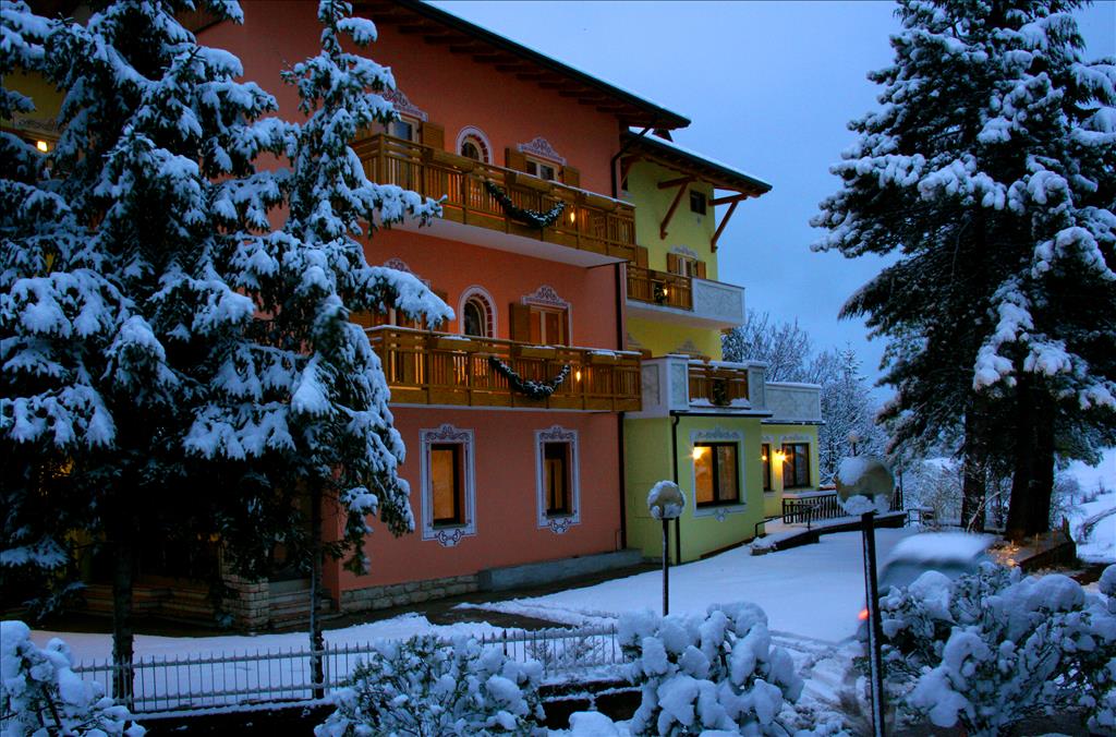 Hotel Fai - Esterno