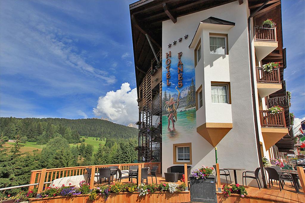 Hotel Fanes - Esterno
