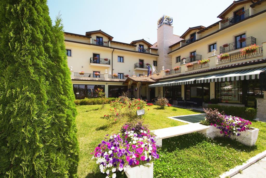 Hotel Fashion - Esterno