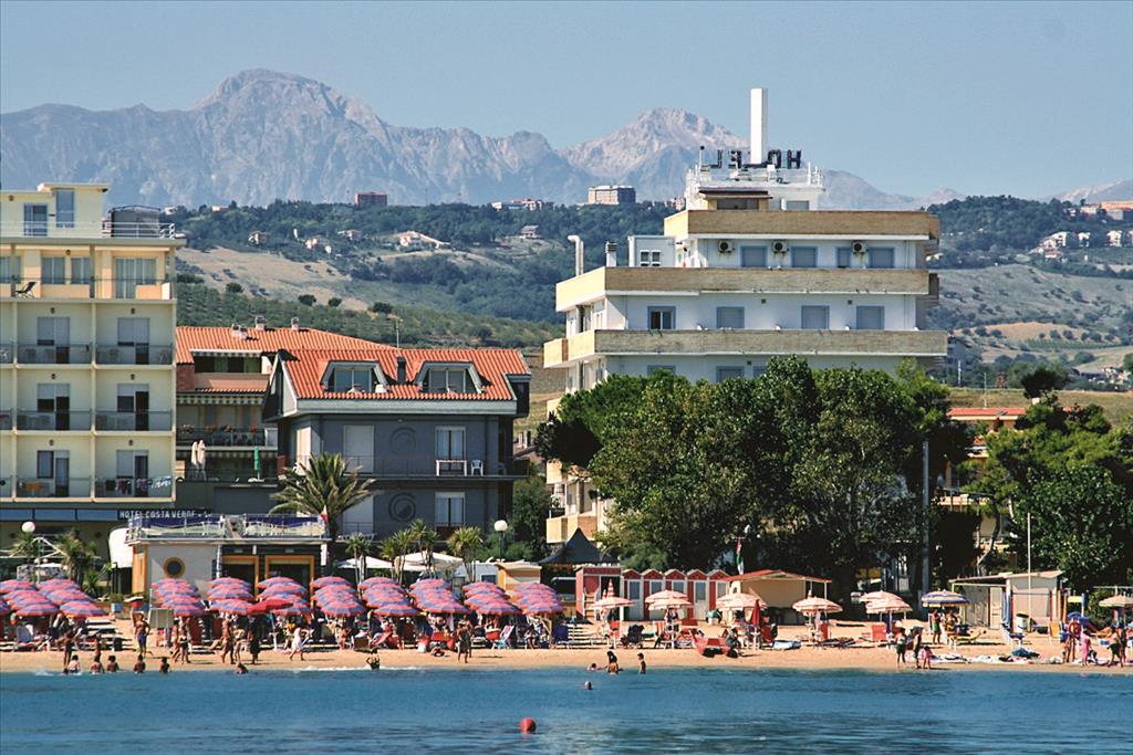 Hotel Felicioni - Esterno