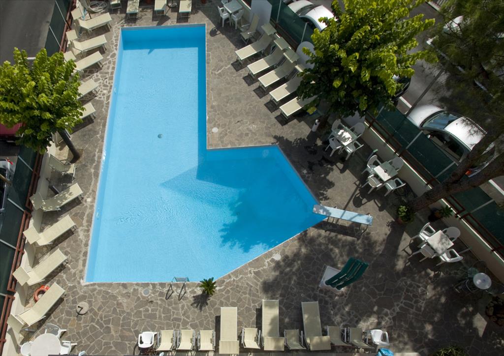 Hotel Fenix - Piscina
