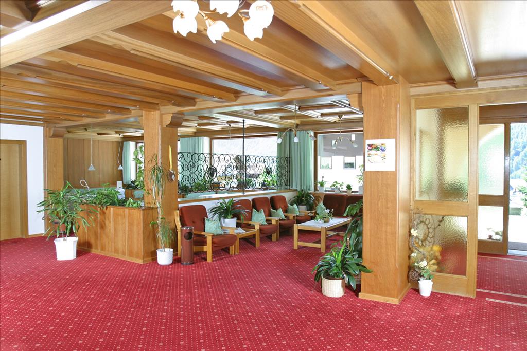 Hotel Firn - Hallaufenthaltsraum