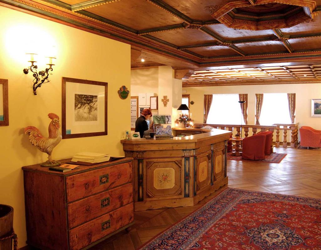 Hotel Gaarten  - Hall