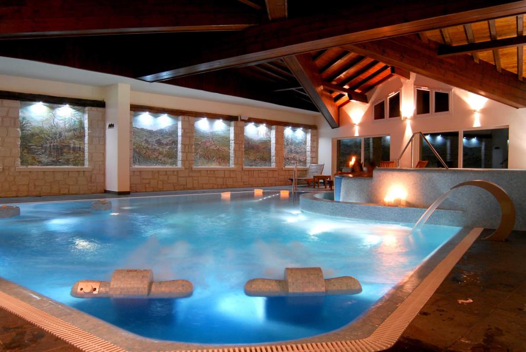 Hotel Gaarten  - Piscina