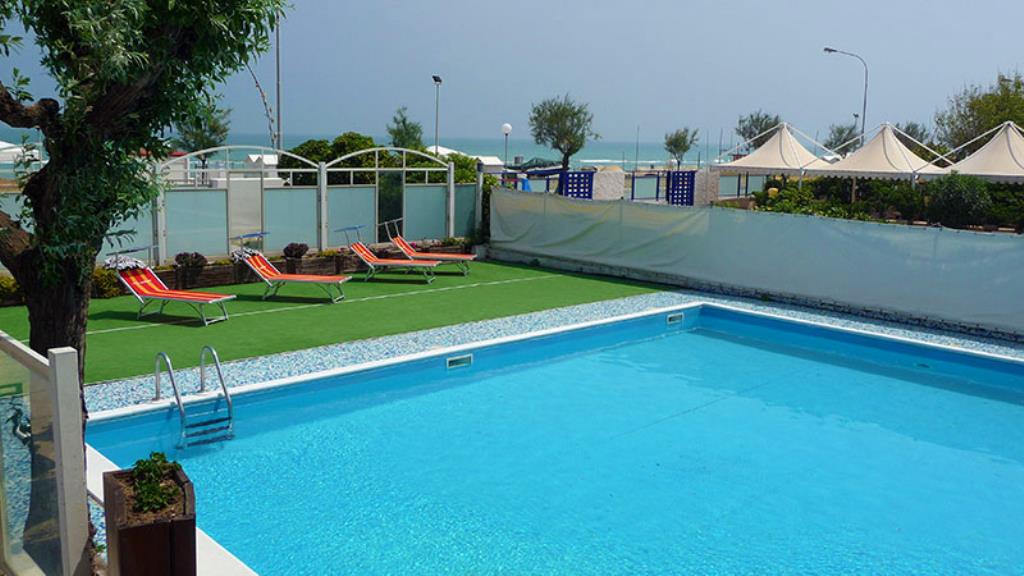 Hotel Gabbiano - Piscina