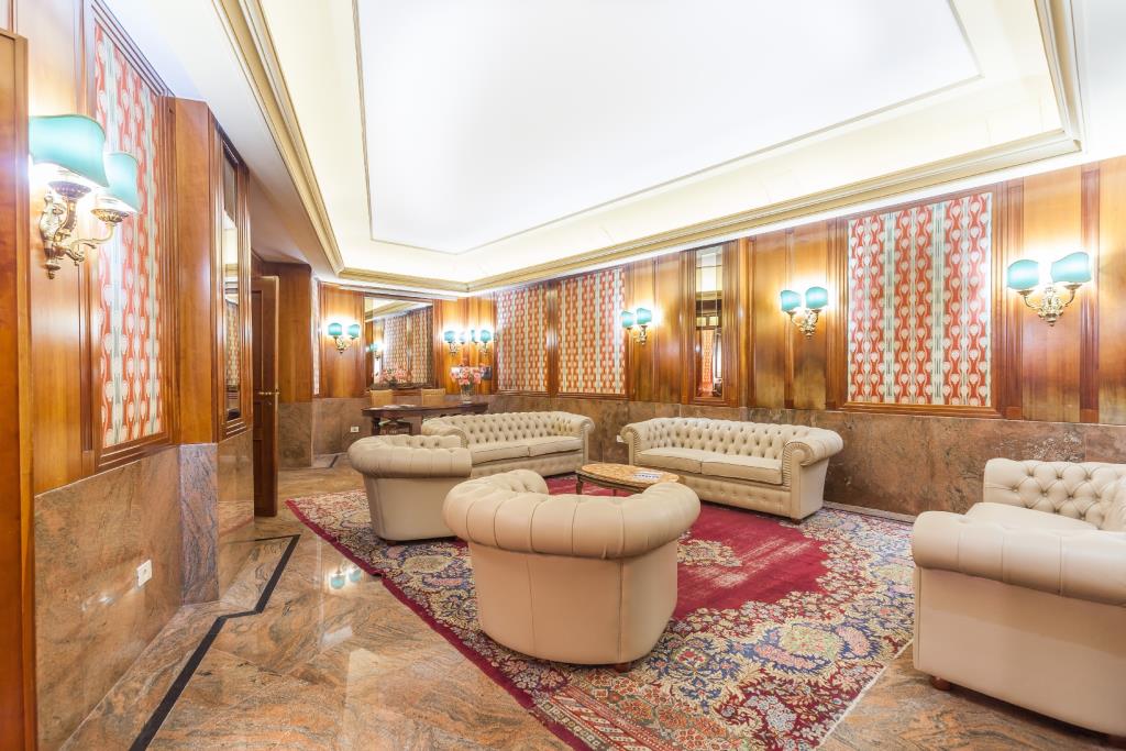 Hotel Galles - Hall