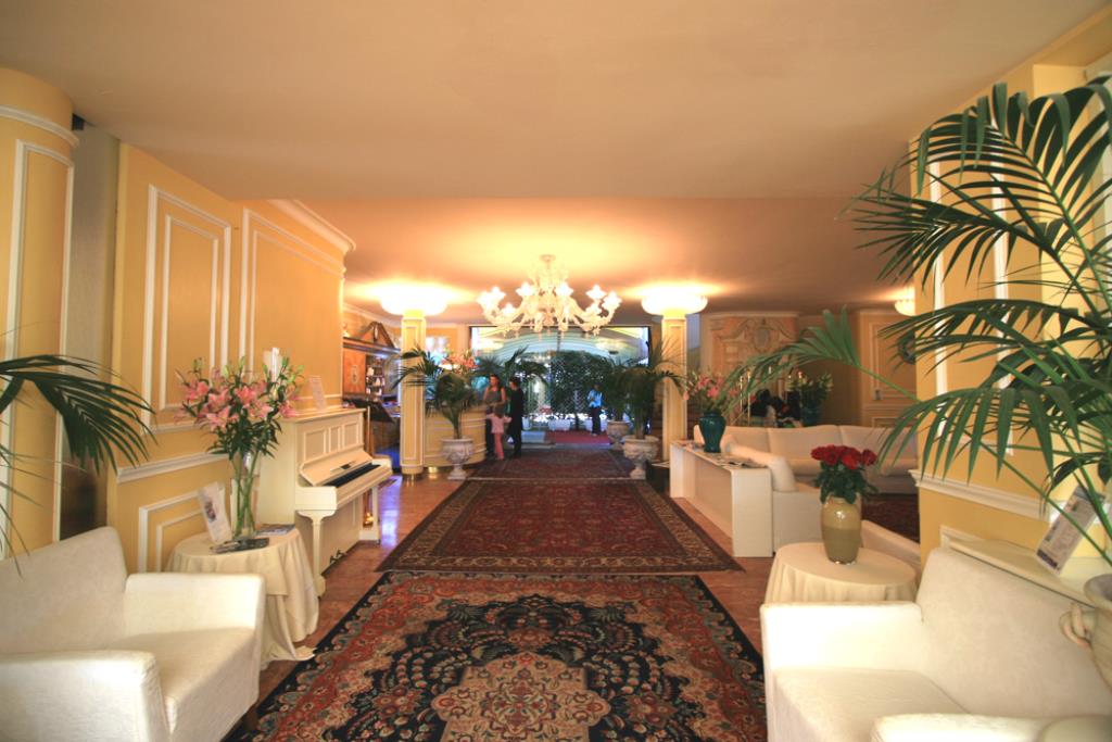 Hotel Gallia - Hall