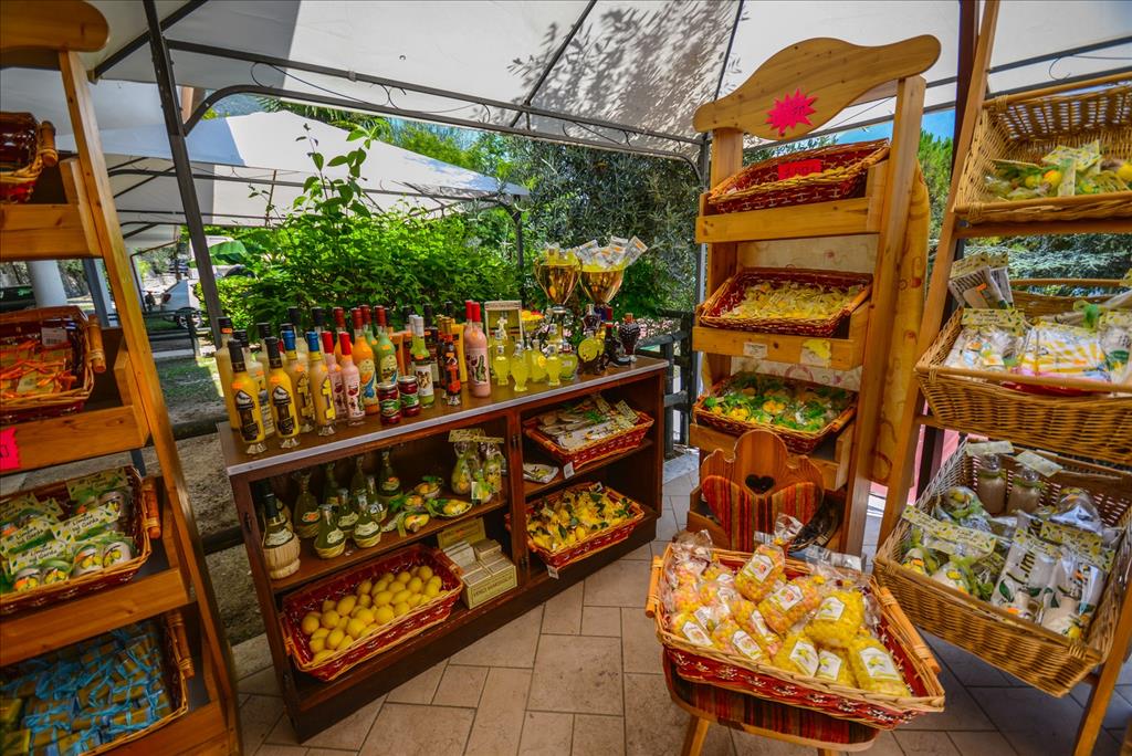 Camping  Garda - Negozio