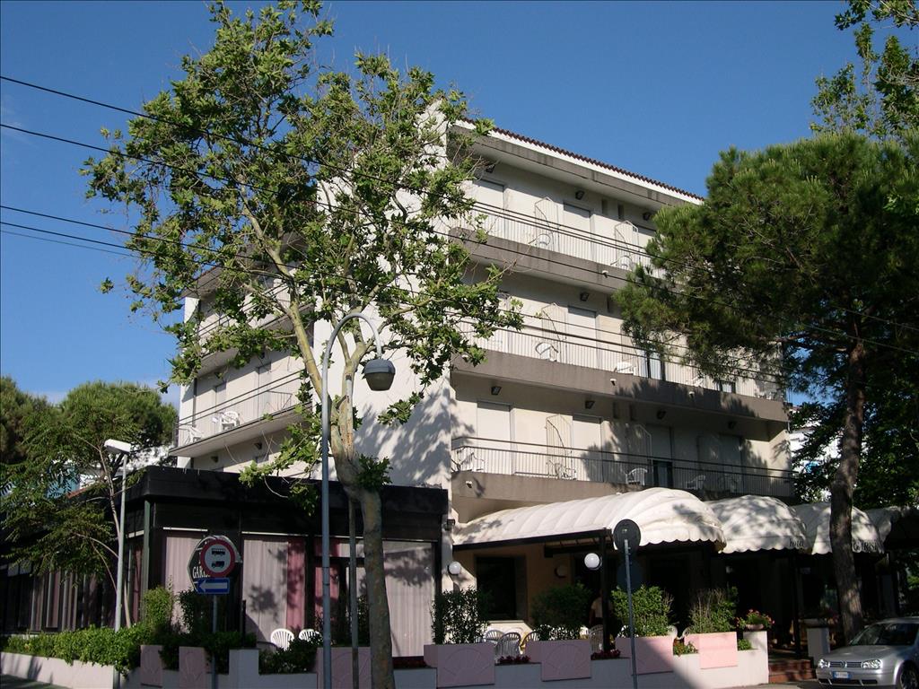 Hotel Garisenda - Esterno
