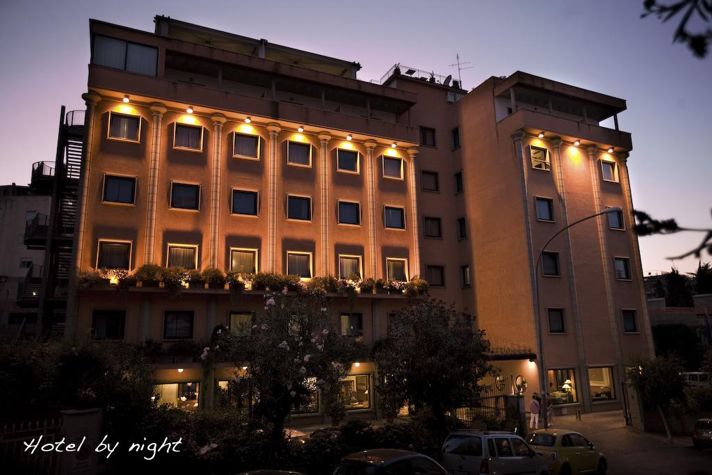 Hotel Grand Tiberio - 