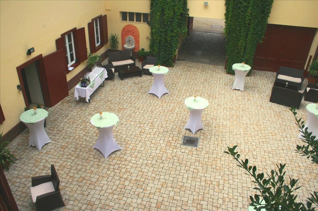 Hotel Gut Drasing - Cortile