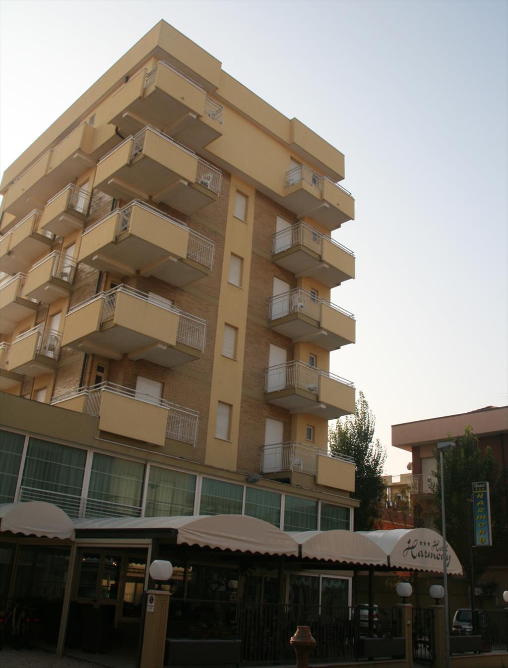 Hotel Harmony - Esterno