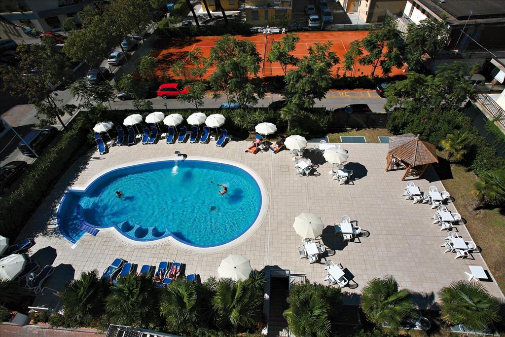 Hotel Helios - Piscina