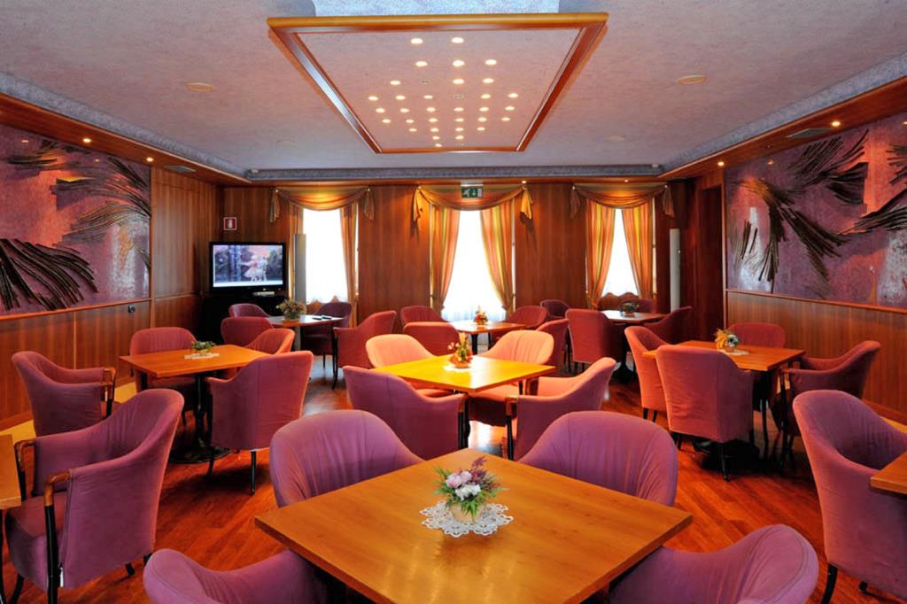 Grand Hotel Astoria - SalaTavolini