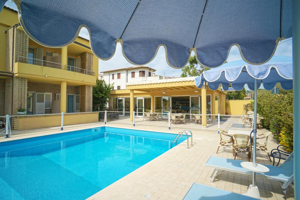 Residence Il Conero 2 - Piscina
