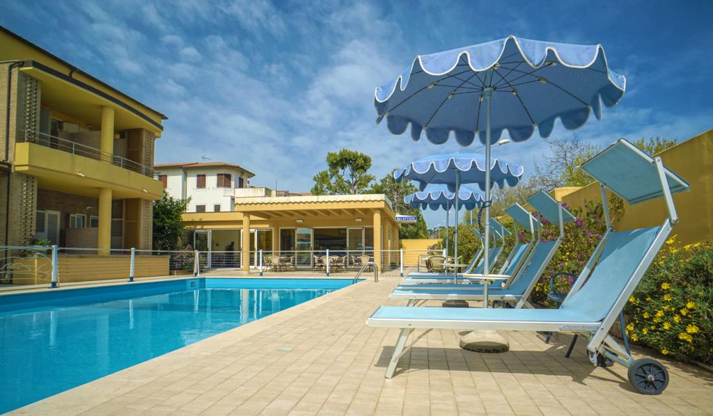 Residence Il Conero 2 - Piscina