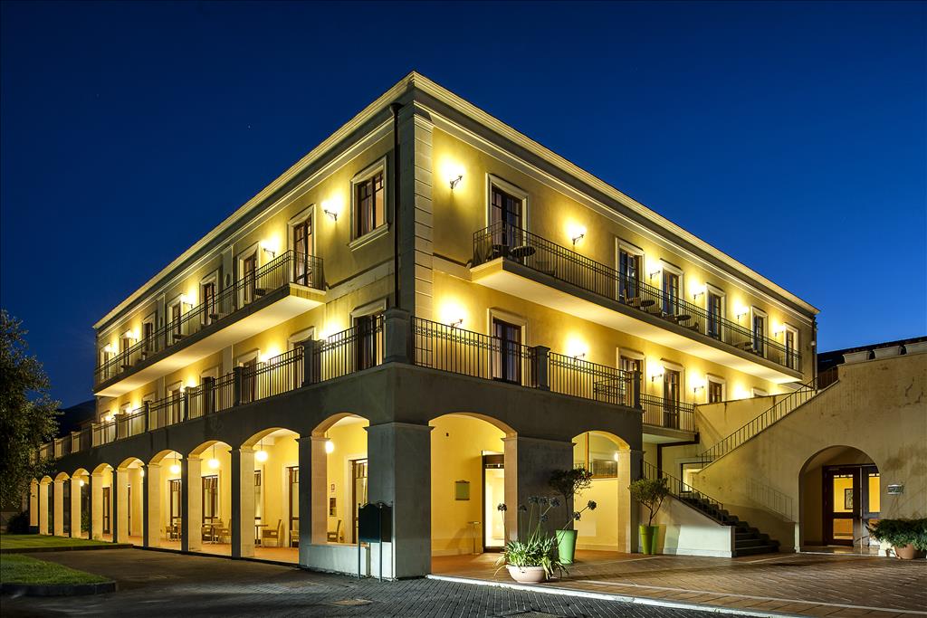 Villaggio Il Picciolo Etna Golf Resort - Esterno