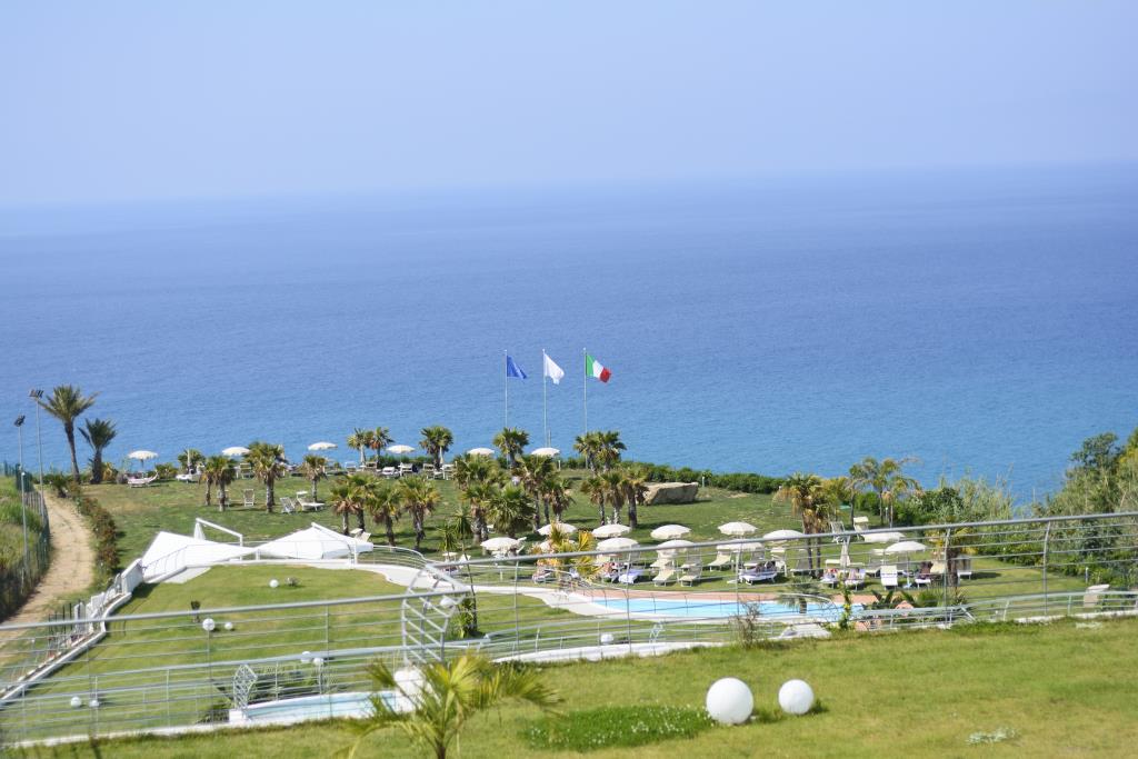 Hotel Infinity Beach Resort - Esterno