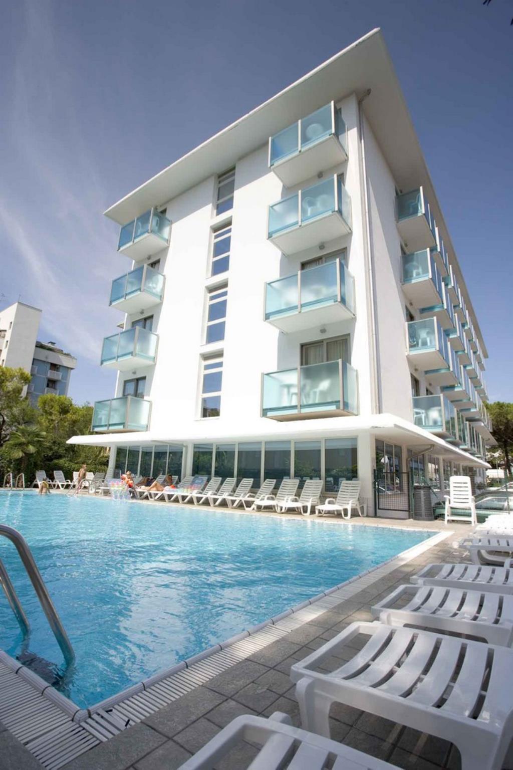 Hotel Katja - Piscina