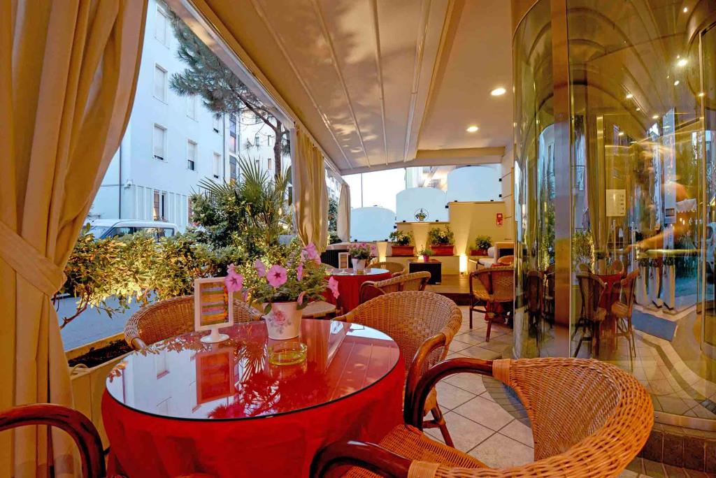 Hotel Kennedy - 