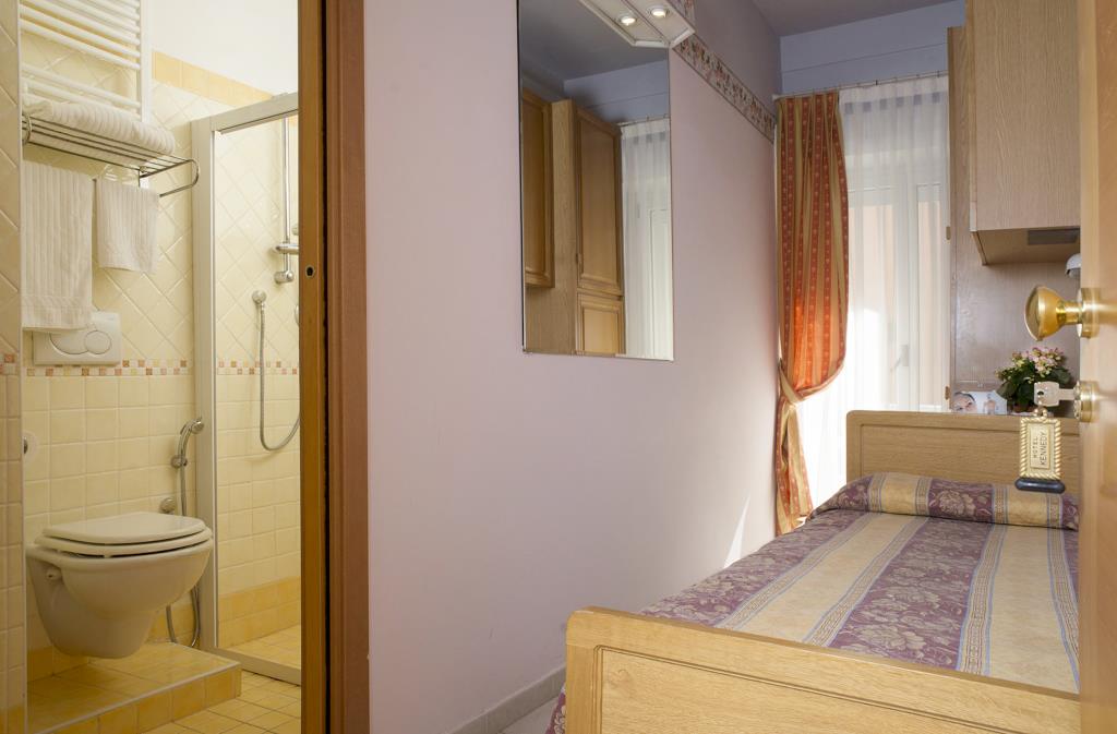 Hotel Kennedy - 