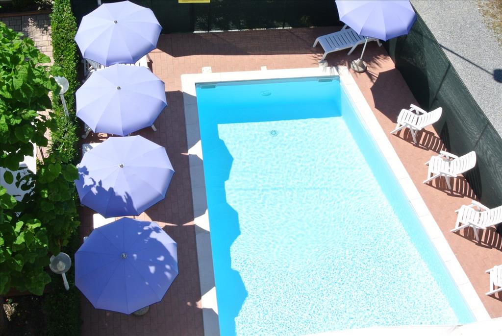 Hotel Kennedy - Piscina