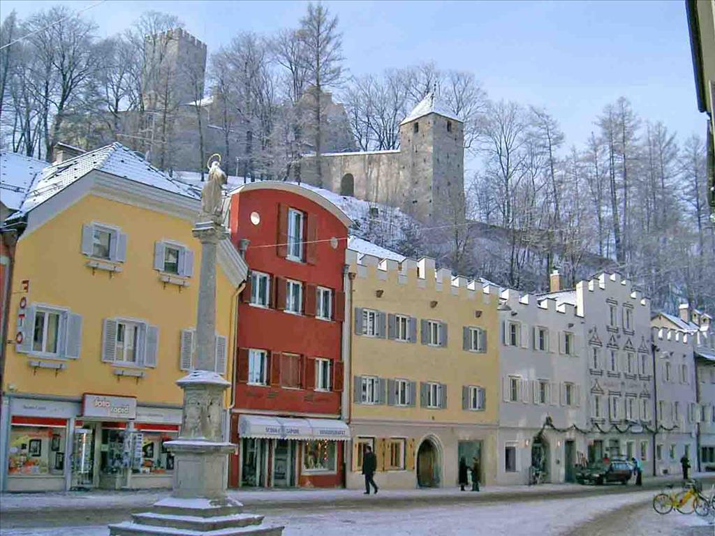 Hotel Krone - Brunico