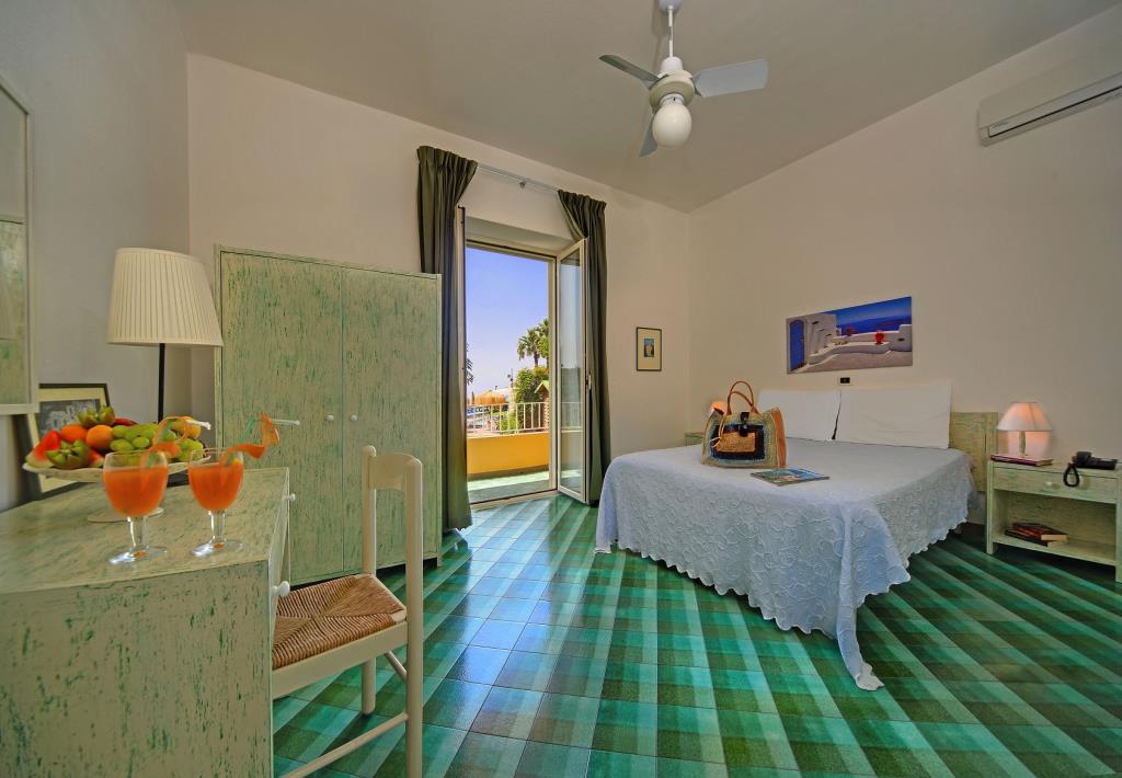 Hotel La Luna - Camera matrimoniale