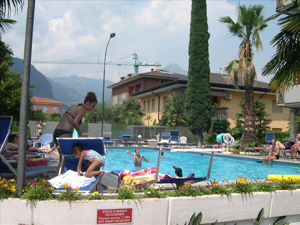 Hotel La Perla - Piscina