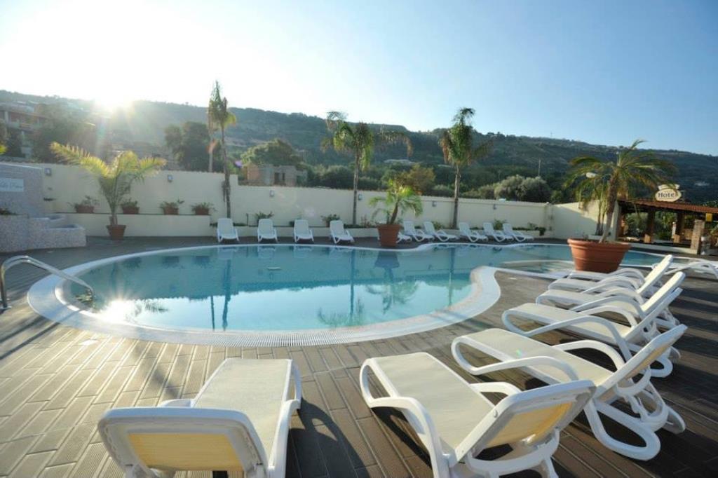 Hotel La Praia - Piscina