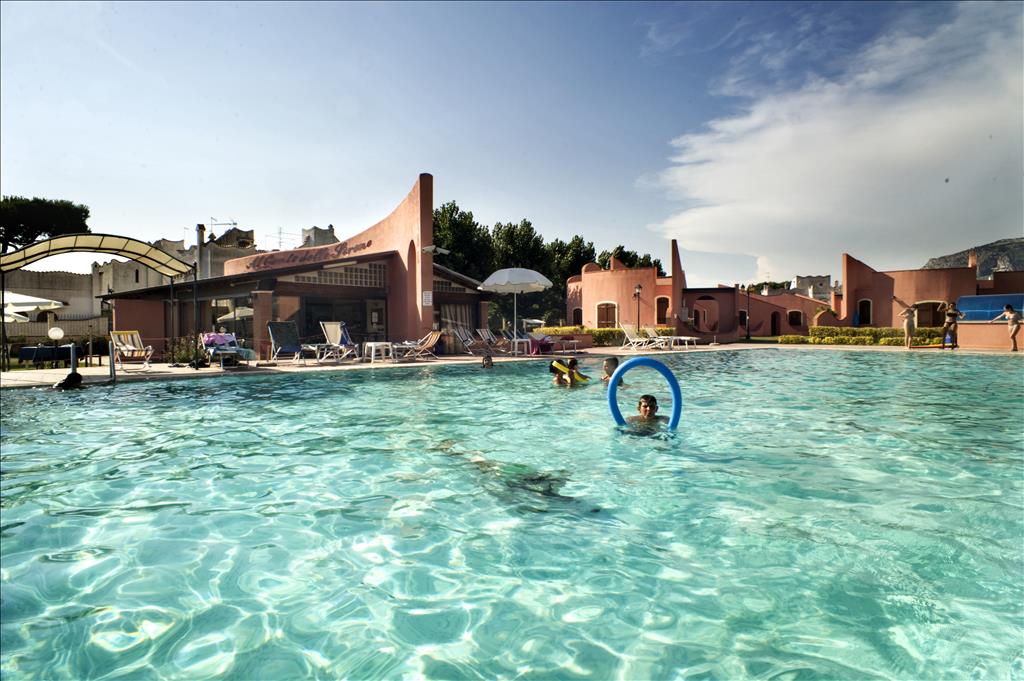 Hotel La Selva - Piscina