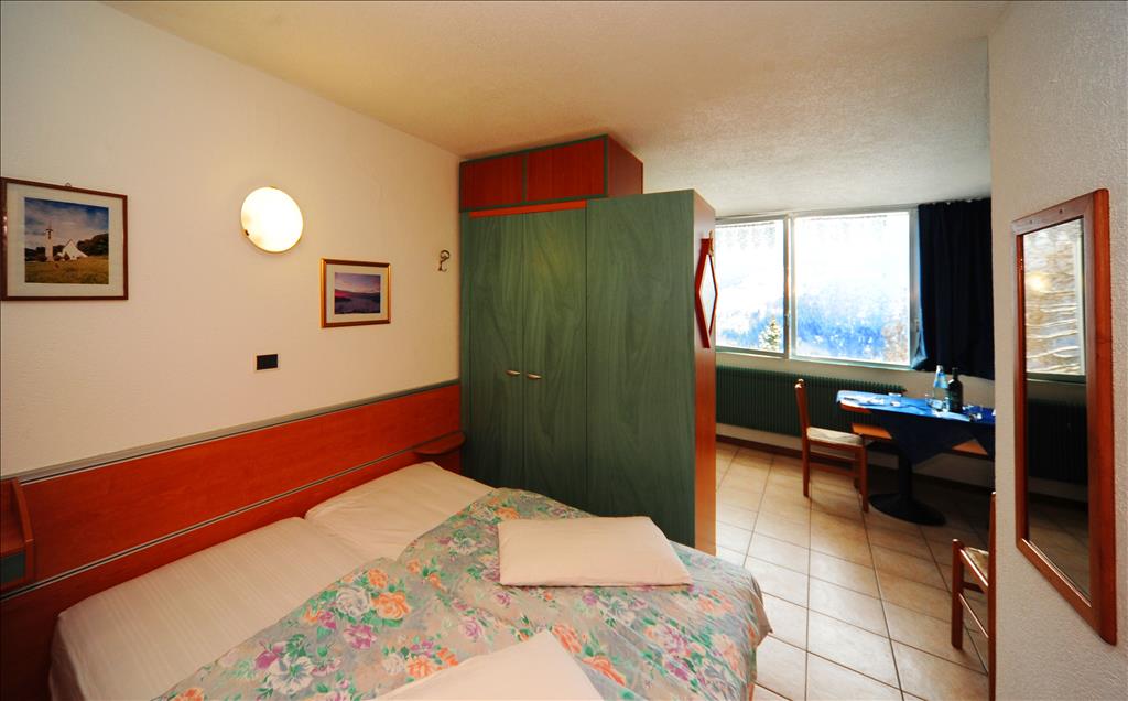 Residence Lores 2 - Mono