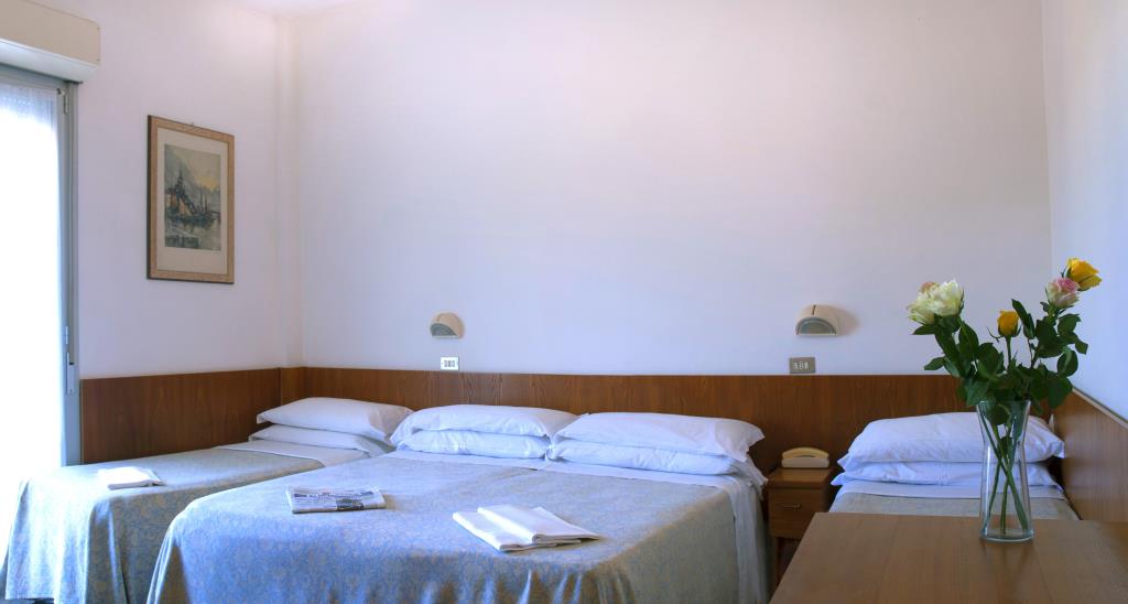 Hotel Lungomare  - Camera Quadrupla