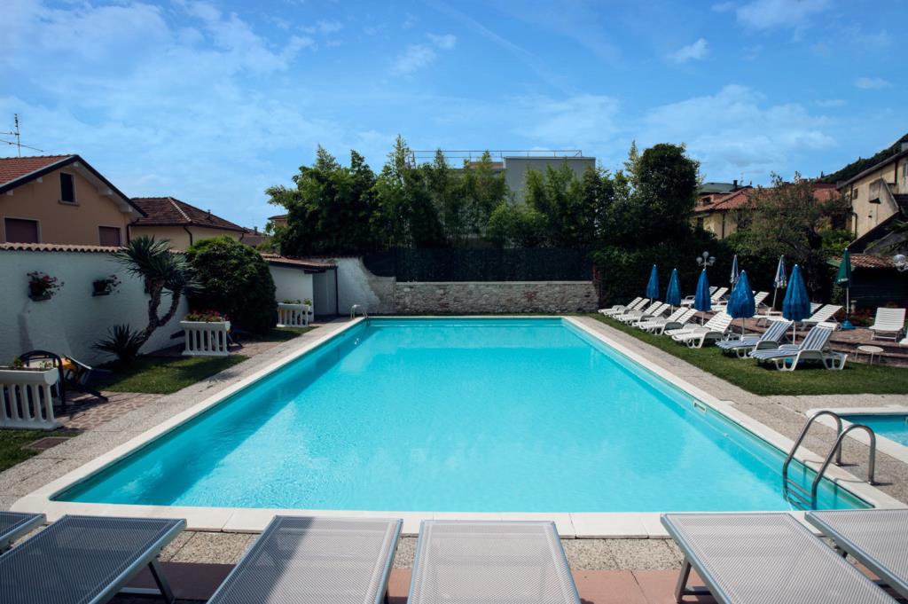 Hotel Maderno - Piscina