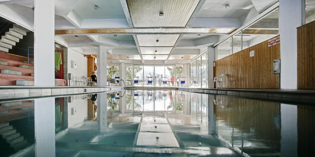 Hotel Marilleva 1400 - Piscina
