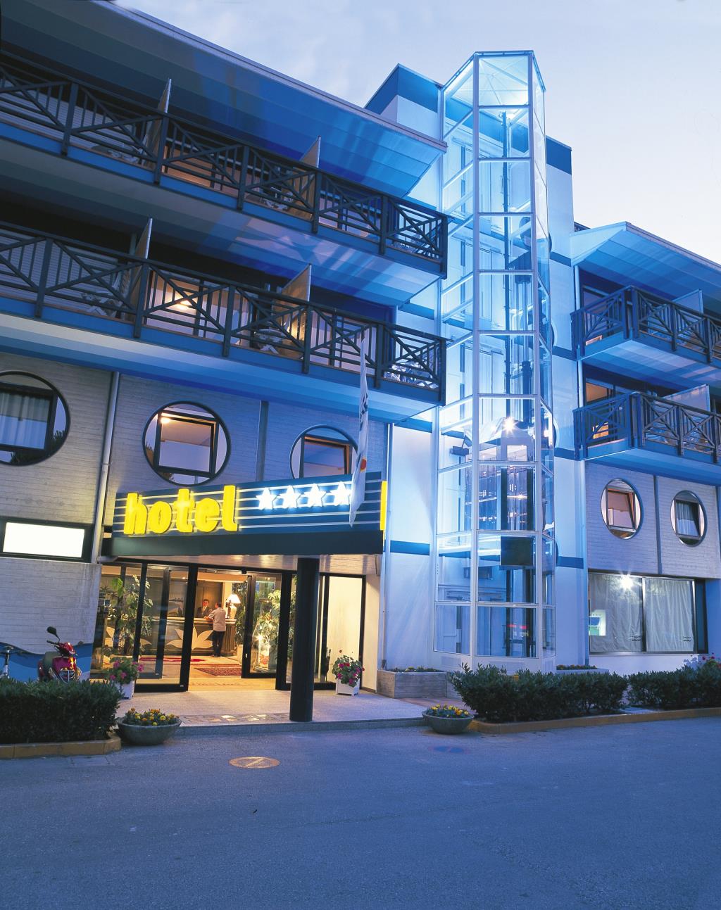 Hotel Marina Uno - Esterno