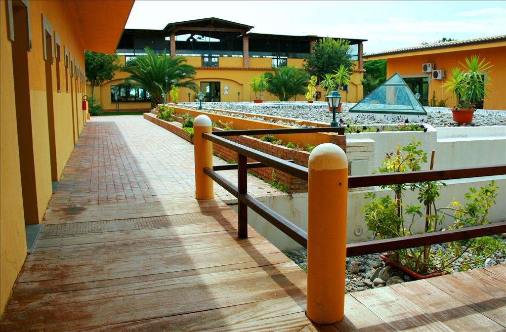 Villaggio Marina del Marchese - StrutturaInterno