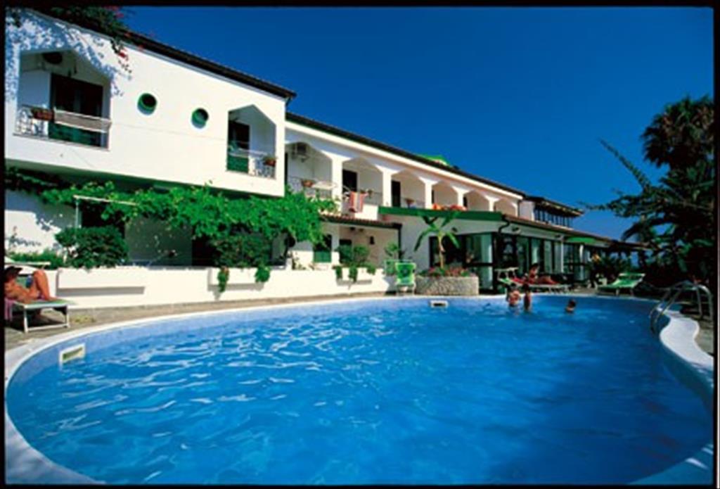 Hotel Marinella - Piscina