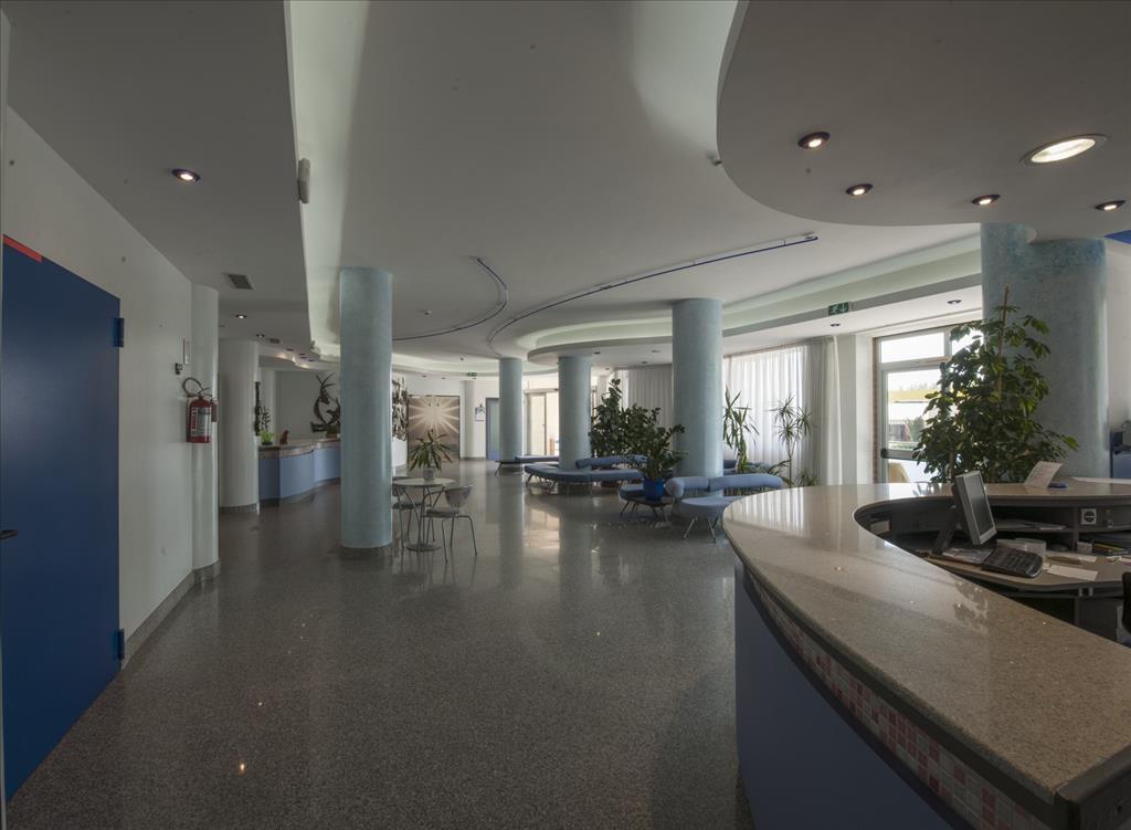 Hotel Maxim's - Hall