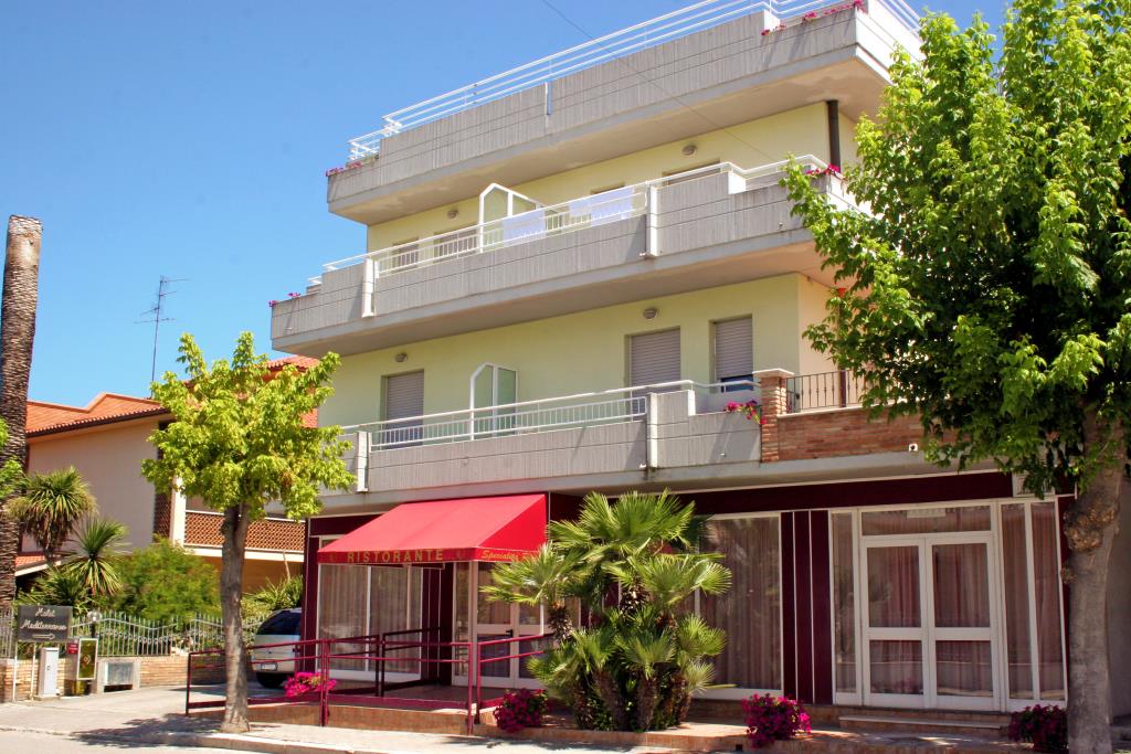 Hotel Mediterraneo - Martinsicuro