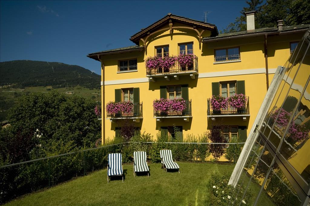 Hotel Meublè Sertorelli Reit - Esterno