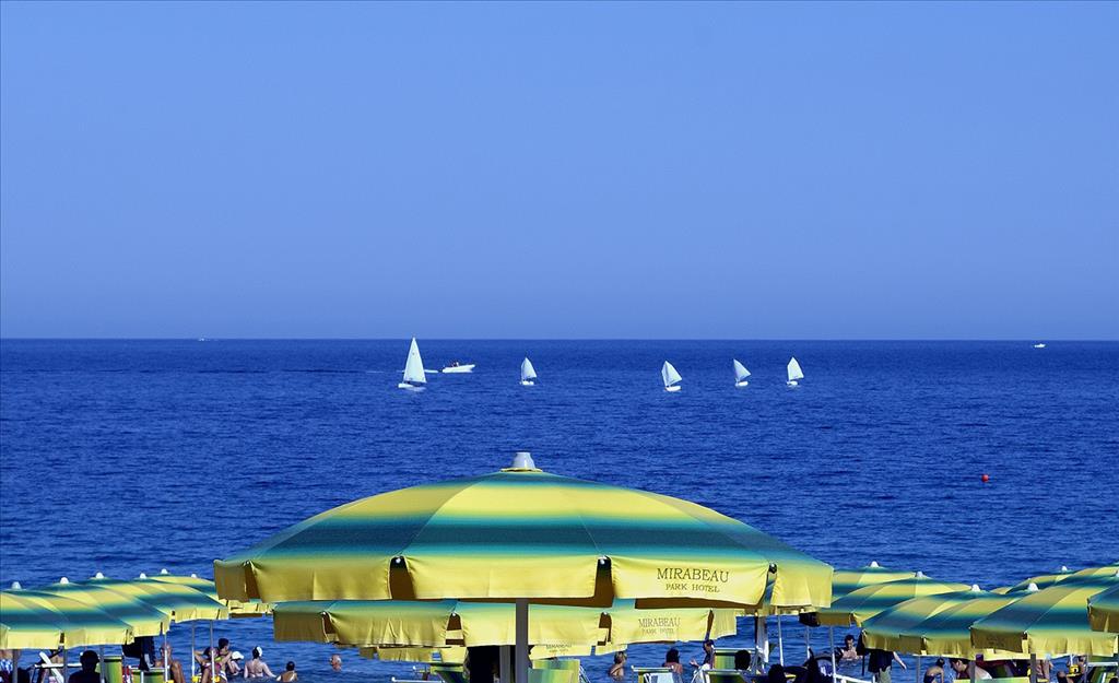 Hotel Mirabeau  - Ombrelloni