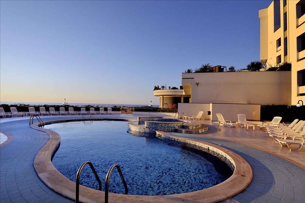 Hotel Mirabeau  - Piscina