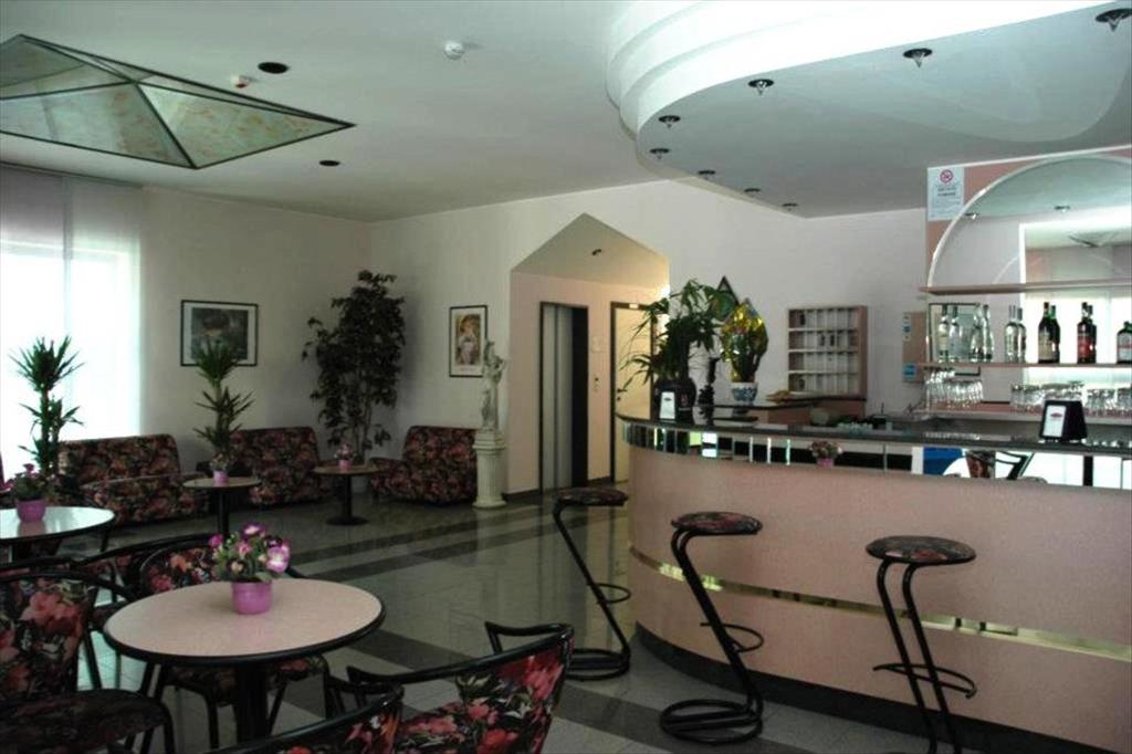 Hotel Mirella - Bar