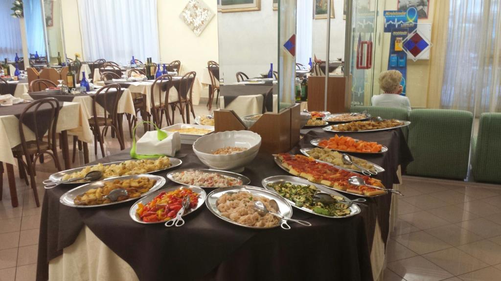 Hotel Montecarlo - 