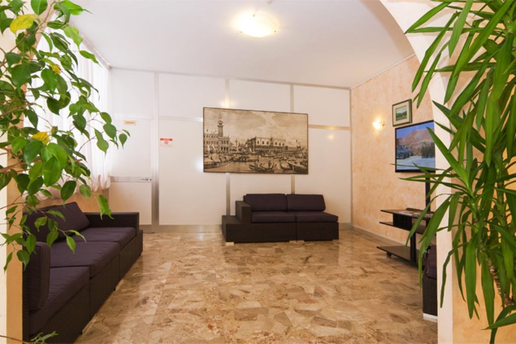Hotel Montreal - Salotto