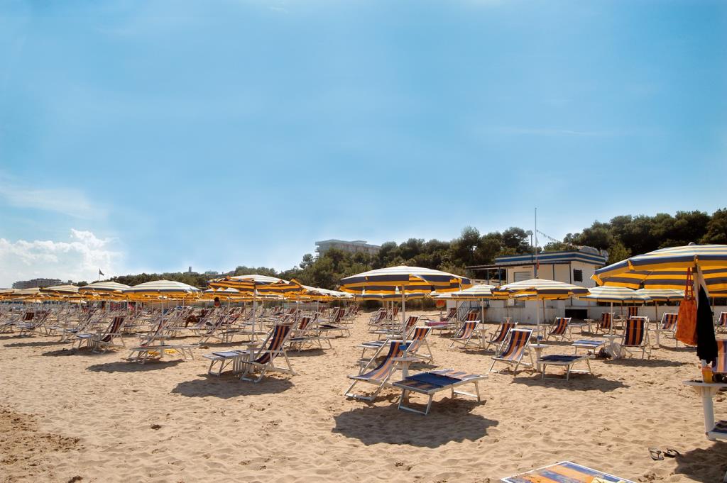 Hotel Nel Pineto - Spiaggia